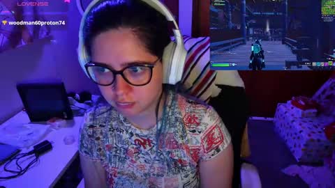 Im Violet online show from 12-07-24, 06:21