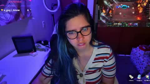 Im Violet online show from 12-08-24, 06:54