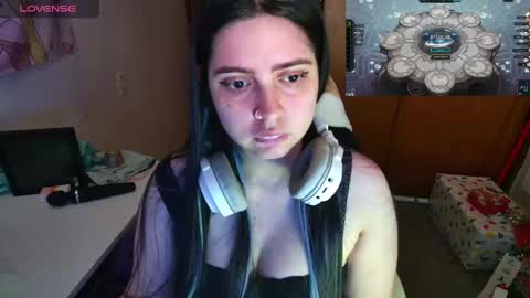 Im Violet online show from 12-20-24, 03:14