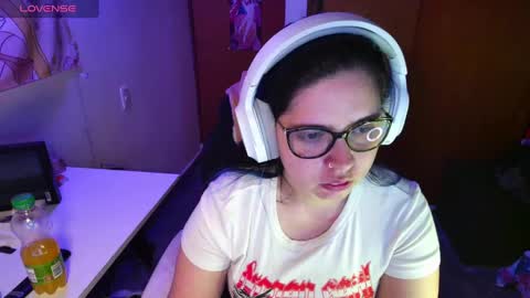 Im Violet online show from 01-14-25, 12:00