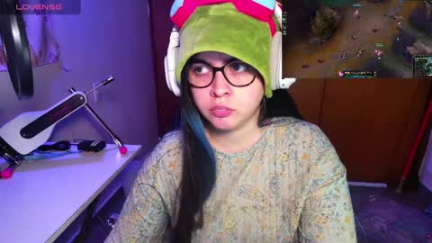 Im Violet online show from 01-24-25, 02:39