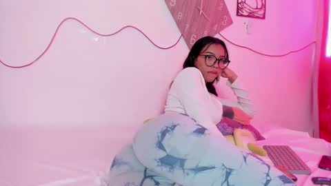 valeria online show from 09-17-25, 02:41