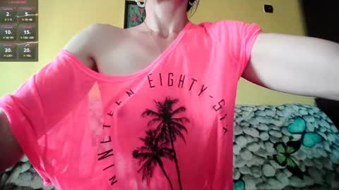 Snapshot of valysexybarbie chatting on 06-05-26, 07:47 valentina online show from 06-05-26, 07:47