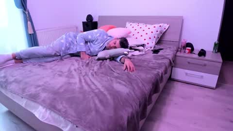 Snapshot of valyvalisimo chatting on 02-28-26, 06:25 valyvalisimo online show from 02-28-26, 06:25