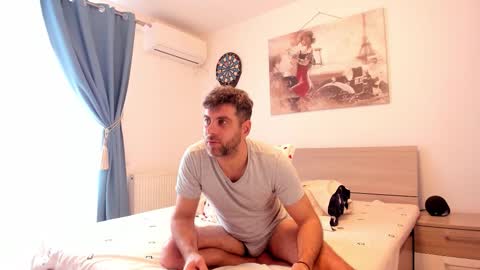 Snapshot of valyvalisimo chatting on 03-03-26, 06:03 valyvalisimo online show from 03-03-26, 06:03