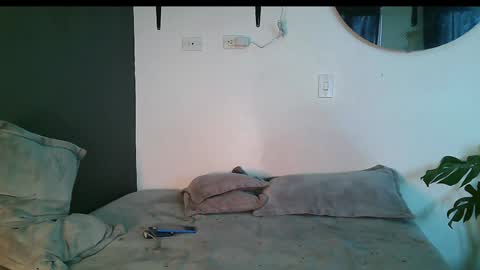 Snapshot of vamp_noah chatting on 02-01-25, 07:23 Vamp Noah and Dan online show from 02-01-25, 07:23