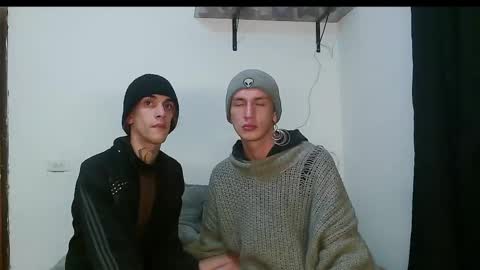 Snapshot of vamp_noah chatting on 02-23-25, 02:40 Vamp Noah and Dan online show from 02-23-25, 02:40