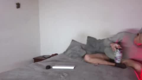 Snapshot of vamp_noah chatting on 03-17-26, 04:17 Vamp Noah and Dan online show from 03-17-26, 04:17