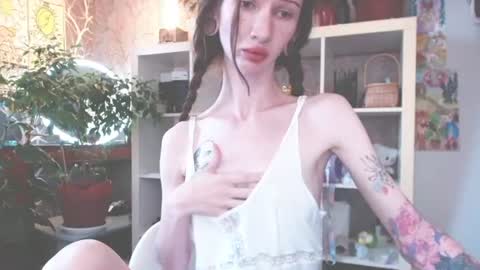 Mollyy Valentine online show from 08-02-26, 10:19