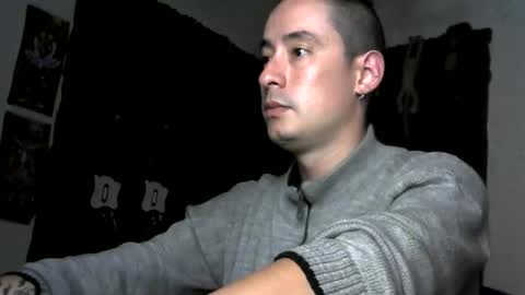 vampireathome online show from 11-14-25, 01:04