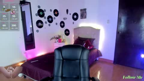 Valeria online show from 04-16-26, 09:39