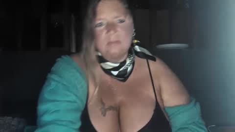 vampwoman online show from 01-05-25, 08:32