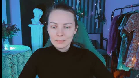 Vanda online show from 12-29-24, 05:10