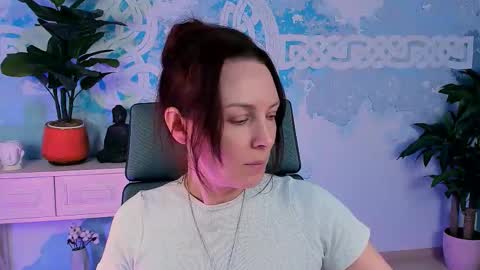 Vanda online show from 09-15-25, 10:04