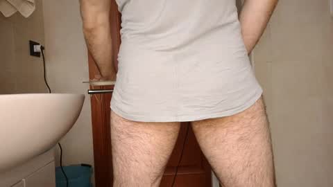 Snapshot of vandik669 chatting on 05-18-26, 01:28 vandik669 online show from 05-18-26, 01:28