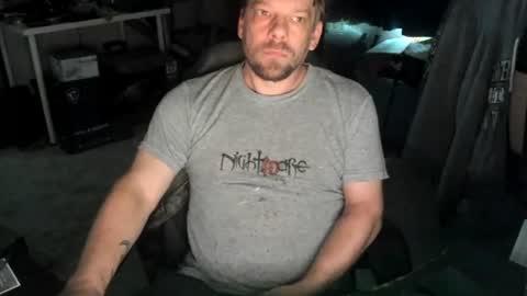 Snapshot of vandonh chatting on 06-14-26, 06:21 vandonh online show from 06-14-26, 06:21