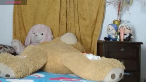 Snapshot of vanesa_giraldo chatting on 03-01-25, 12:07 vanesa_giraldo online show from 03-01-25, 12:07