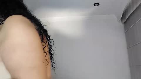 vanessa and samantha online show from 02-22-26, 04:05