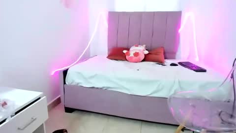 vanessa_andrea online show from 01-07-26, 08:55