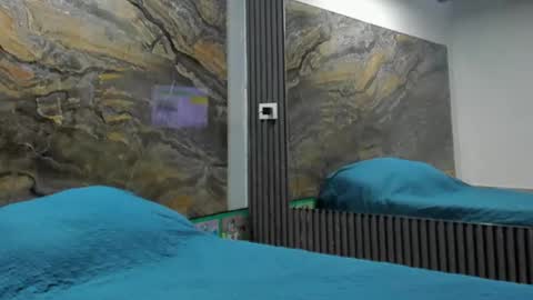 Snapshot of vanessa_cordoba chatting on 10-09-25, 11:30 vanessa_cordoba online show from 10-09-25, 11:30
