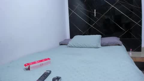 Snapshot of vanessa_cordoba chatting on 10-11-25, 11:31 vanessa_cordoba online show from 10-11-25, 11:31