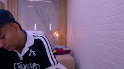 vanessa online show from 03-22-26, 07:17