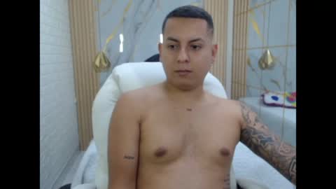 vanessa online show from 05-30-26, 07:11