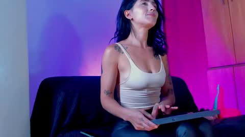 Vanessa online show from 01-06-26, 05:27