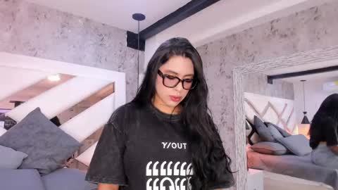 Vanessa  online show from 05-16-26, 07:23