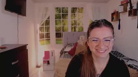 Vanessa online show from 05-30-26, 08:17