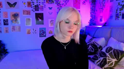 Vanessa online show from 05-24-26, 03:06