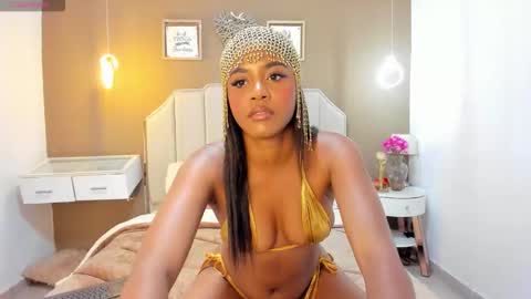 Vanessa online show from 03-25-26, 05:24