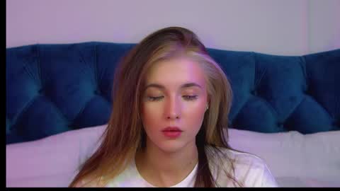 Vanessa online show from 03-20-26, 06:46