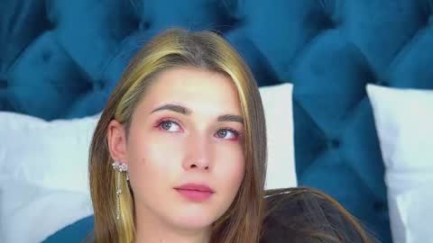 Snapshot of vanessacelesti chatting on 05-31-26, 06:53 Vanessa online show from 05-31-26, 06:53