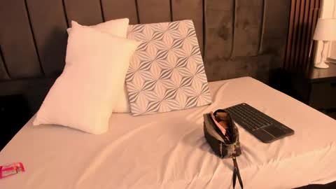 Vanessa Hard online show from 06-06-26, 07:29
