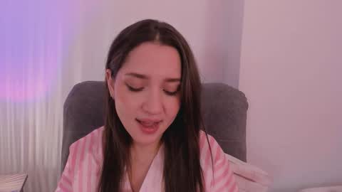 Snapshot of vanessajohnsonn chatting on 03-10-26, 01:32 vanessajohnsonn online show from 03-10-26, 01:32