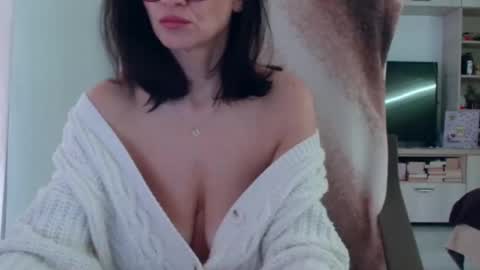 Vanessa online show from 10-28-25, 07:45