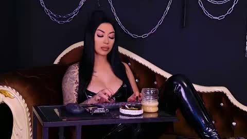 Miss Vanessa online show from 03-11-26, 08:59