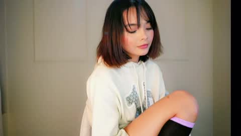 Snapshot of vanesse_ chatting on 03-12-25, 07:35 Irina online show from 03-12-25, 07:35
