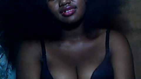 Snapshot of vaniah321 chatting on 01-15-25, 07:59 vaniah321 online show from 01-15-25, 07:59