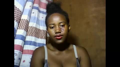 Snapshot of vaniah321 chatting on 01-21-25, 06:11 vaniah321 online show from 01-21-25, 06:11