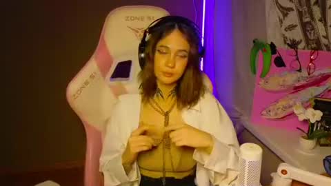Aria online show from 07-10-26, 05:48