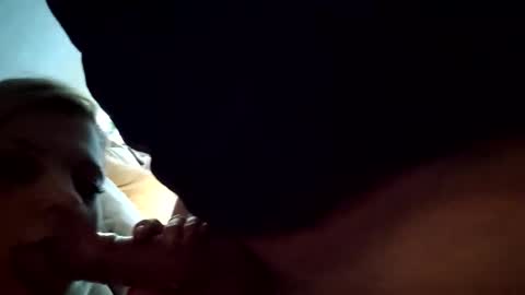 Vaniljesukker online show from 04-21-26, 05:03