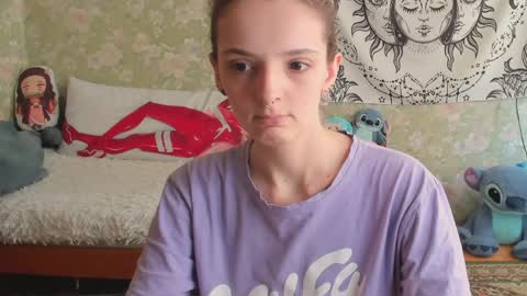Snapshot of vanilla_arya chatting on 06-08-26, 11:32 Adelina online show from 06-08-26, 11:32