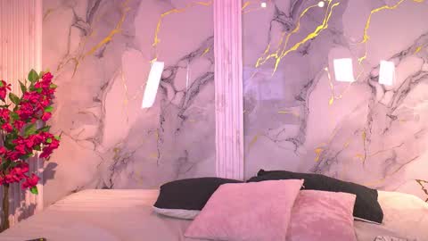 vanilla_hot_ online show from 11-23-25, 07:35