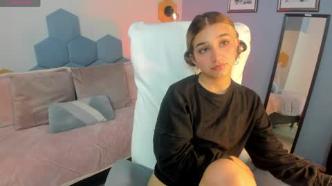Snapshot of vanillafairy_ chatting on 05-30-26, 01:52 vanillafairy_ online show from 05-30-26, 01:52