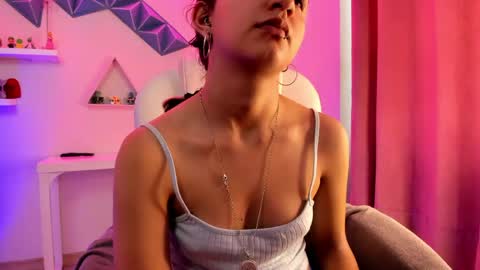 Snapshot of vanillafairy_ chatting on 06-02-26, 08:22 vanillafairy_ online show from 06-02-26, 08:22