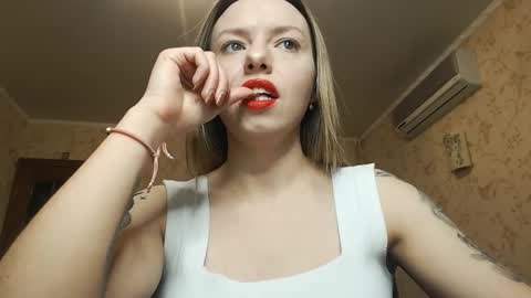 VanillaMuffin online show from 02-20-25, 02:13