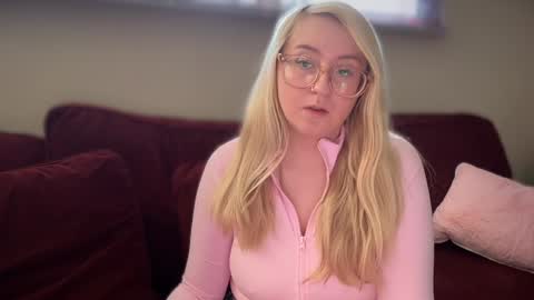 Snapshot of vanillapuddingpie chatting on 02-03-25, 04:52 vanillapuddingpie online show from 02-03-25, 04:52