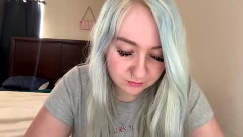 Snapshot of vanillapuddingpie chatting on 02-09-26, 08:02 vanillapuddingpie online show from 02-09-26, 08:02